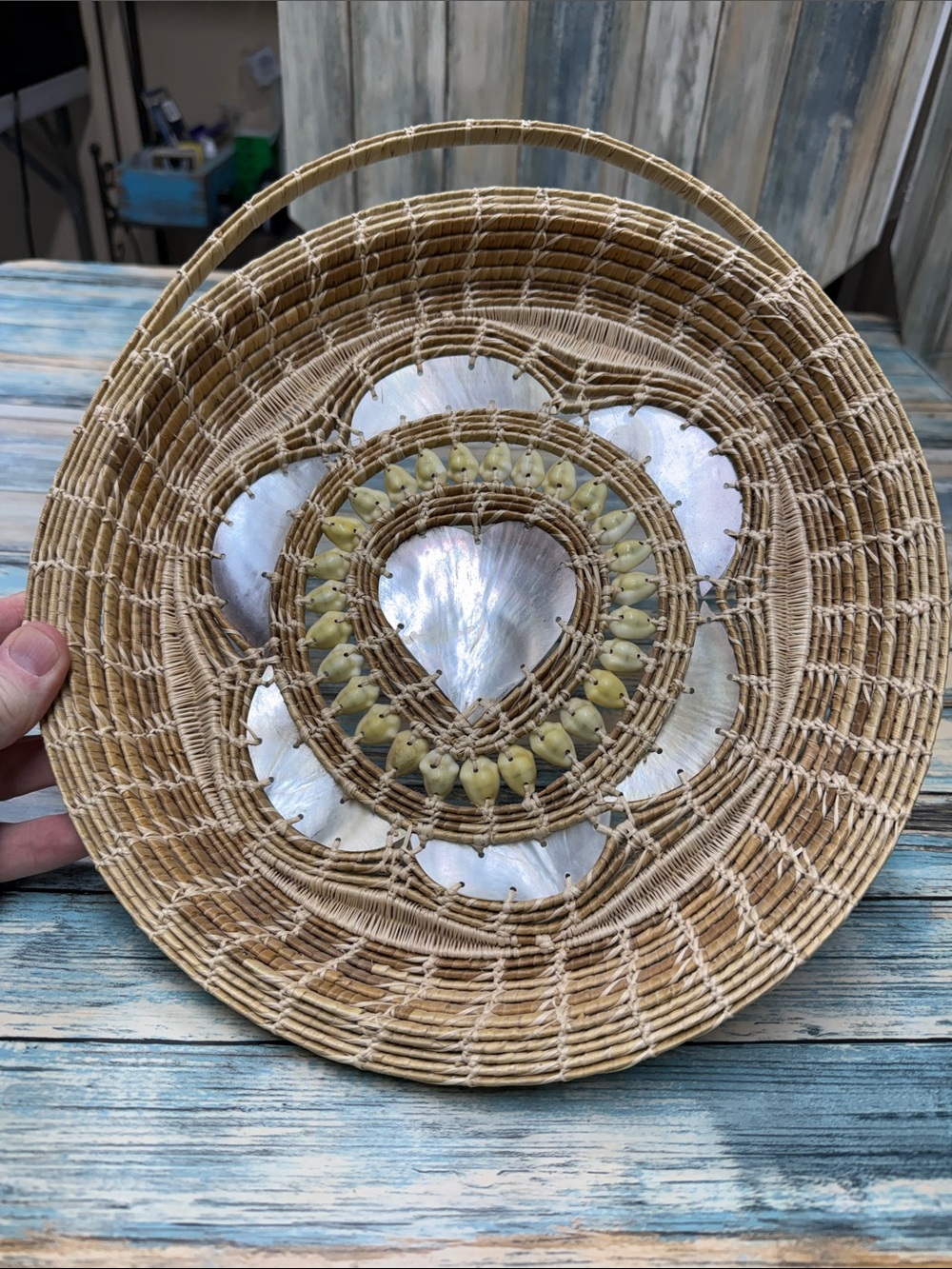 👑Vintage Marshall Islands woven Kili Basket Tray Mother of Pearl Cowrie Shell